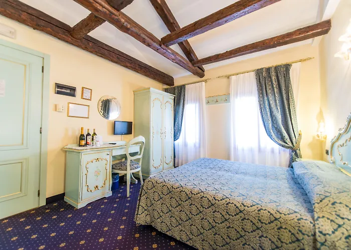 Konukevi Ca' Zose 4*